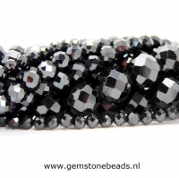 Spinel kralen facet rond 2 mm