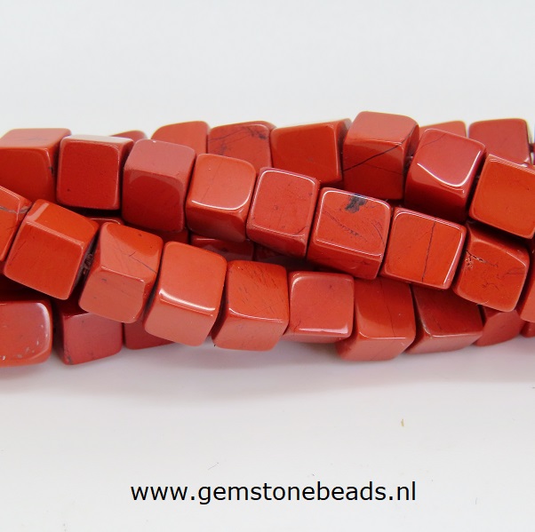 Rode Jaspis kralen kubus 4 x 4 mm
