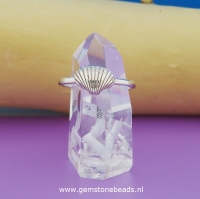Ring van zilver925 met zilveren schelp