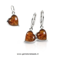 Barnsteen oorbellen 925 en een hartenhangertje