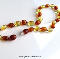 Barnsteen ketting multi colour van 50 cm