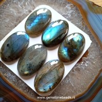 Labradoriet cabochon AA 22 x 35 mm