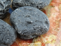 Cintamani Agni Manitite steen ca. 5 cm