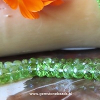 Facet geslepen Peridoot kralen 4 x 6 mm