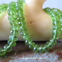 Facet geslepen Peridoot kralen 4 x 6 mm