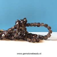 Rookkwarts kralen kubus facet 4 mm