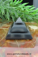 Shungite Sakkara piramide van 5 cm